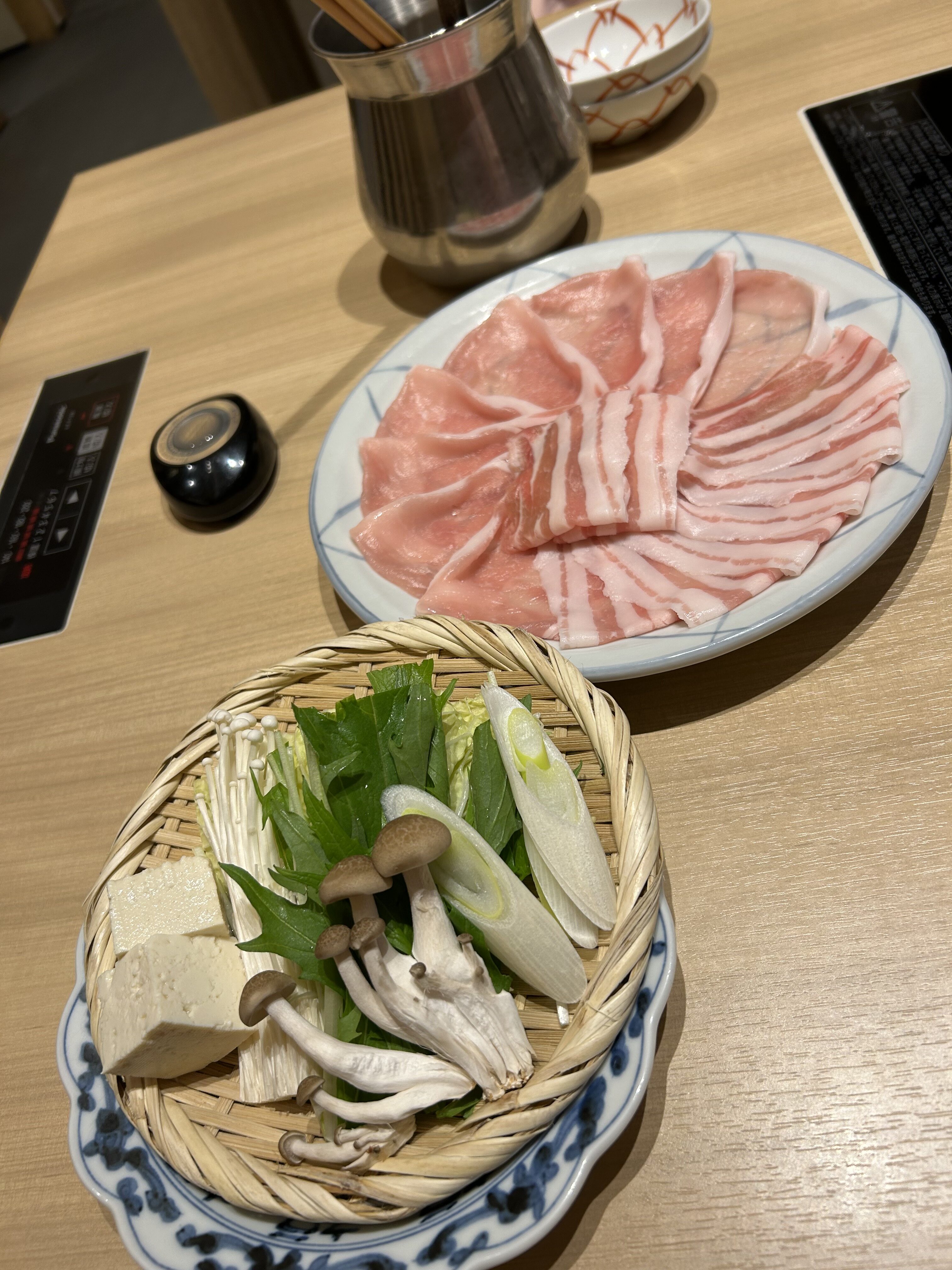 【鹿児島グルメ】天文館「吾愛人 本店」で味わう絶品豚しゃぶ