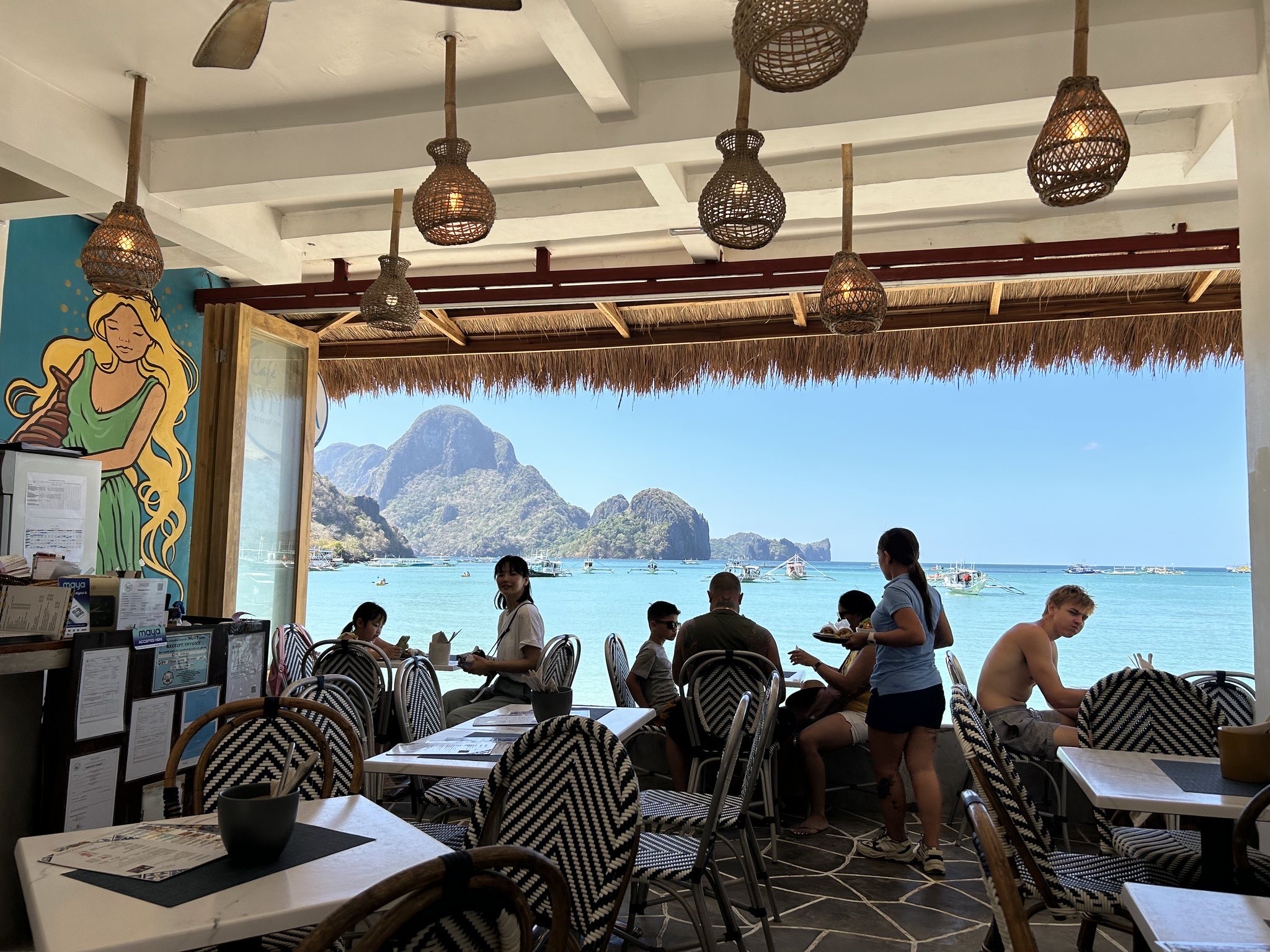 【フィリピン旅行記】エルニドの絶景カフェ「Cafe Athena」